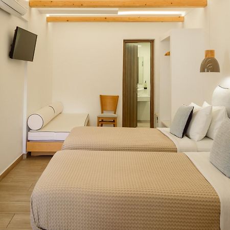 Karidis Hotel Kamari  Exterior photo