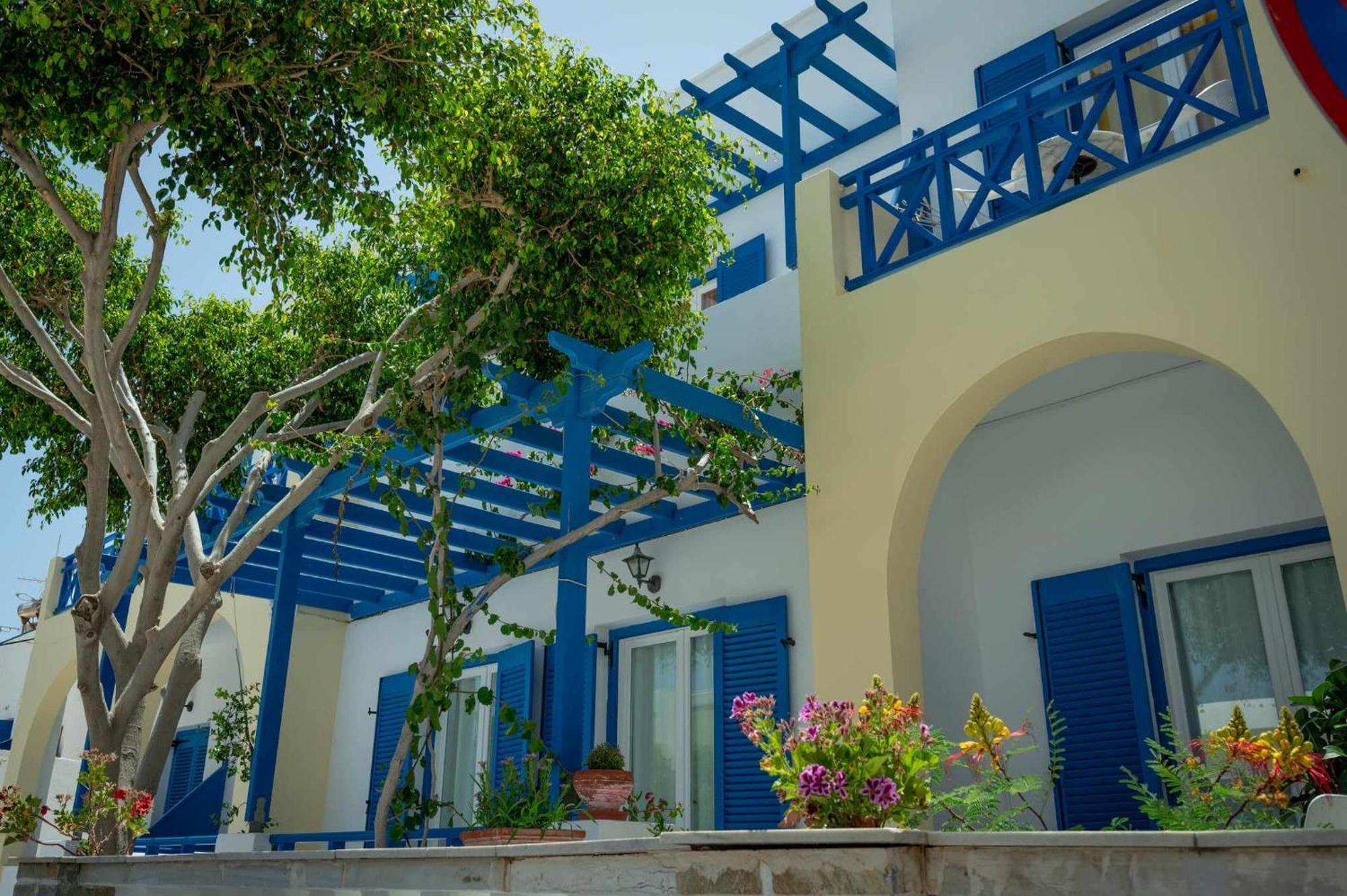 Karidis Hotel Kamari  Exterior photo