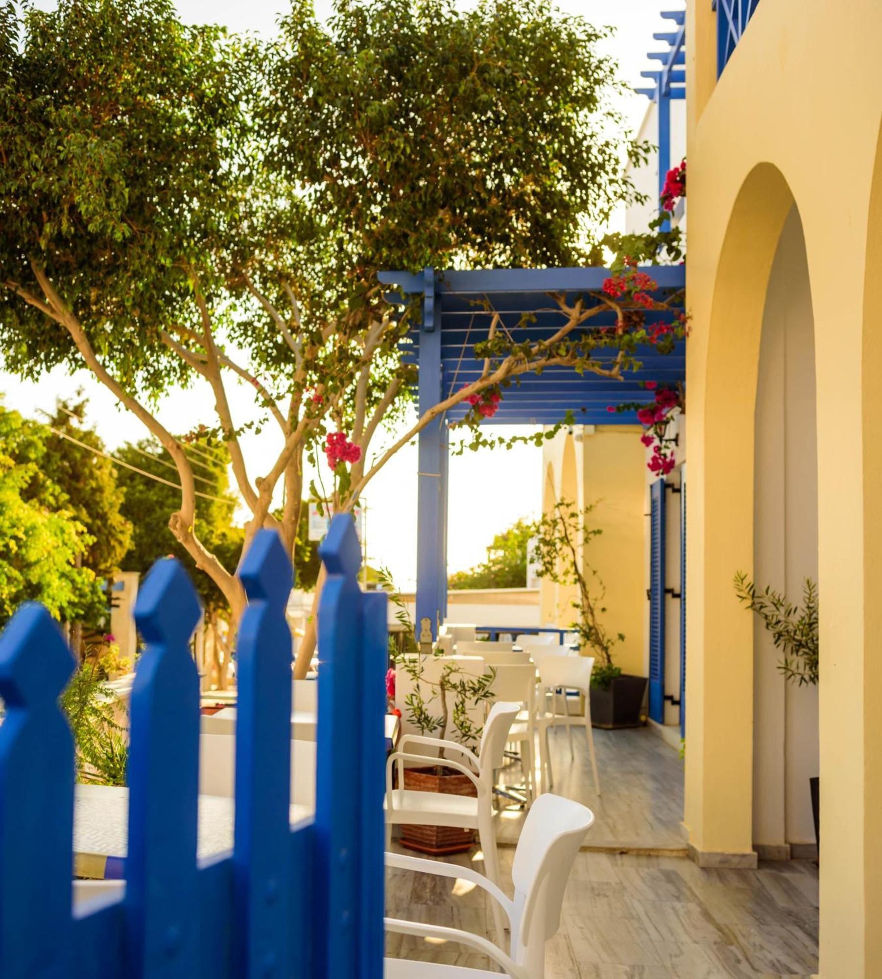 Karidis Hotel Kamari  Exterior photo