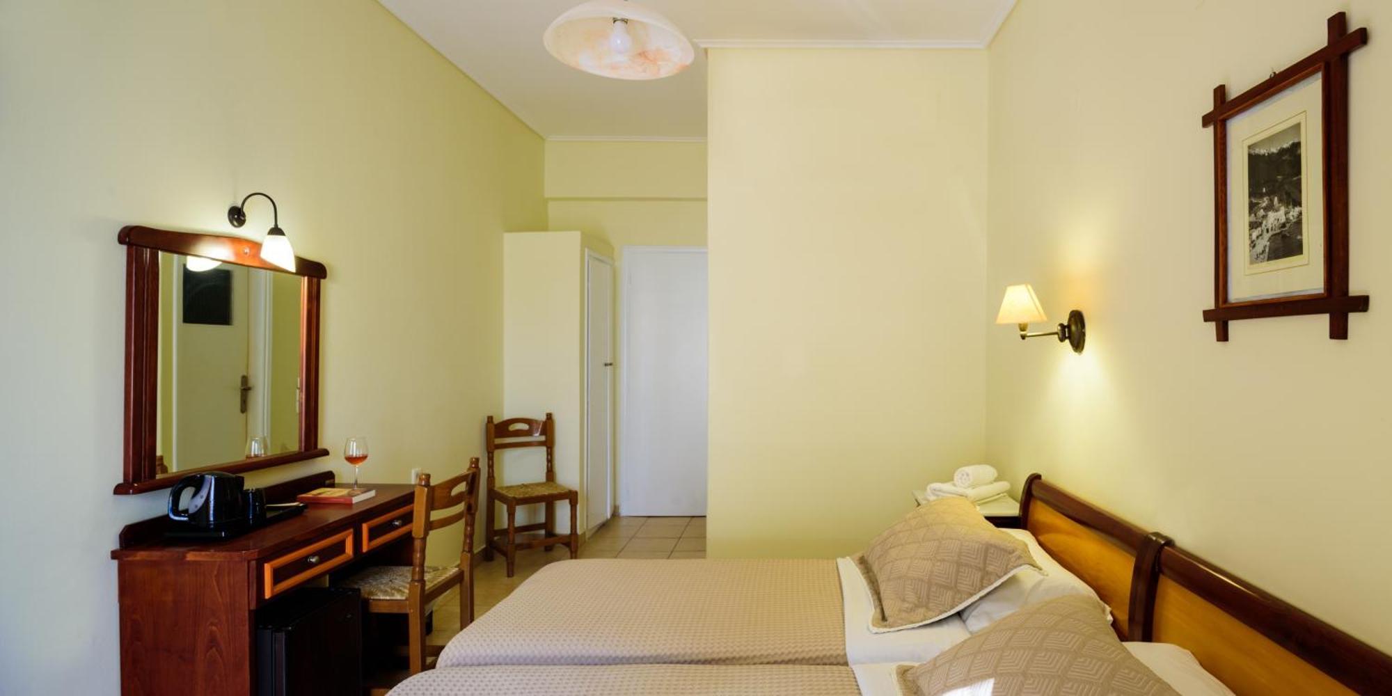 Karidis Hotel Kamari  Exterior photo