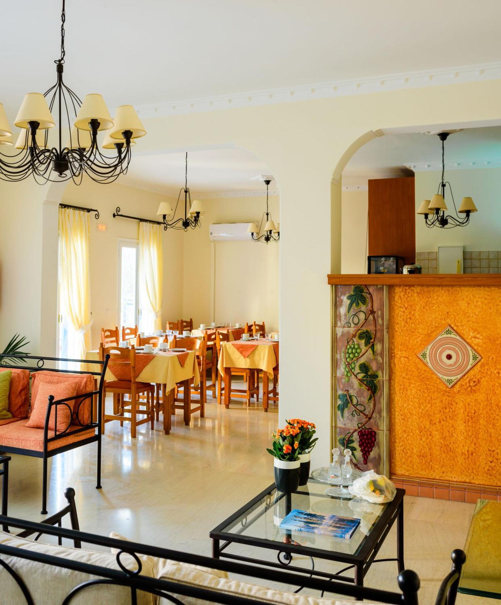 Karidis Hotel Kamari  Exterior photo